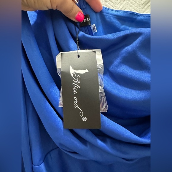 Elegant Blue One-Shoulder Dress - Picture 8 of 8